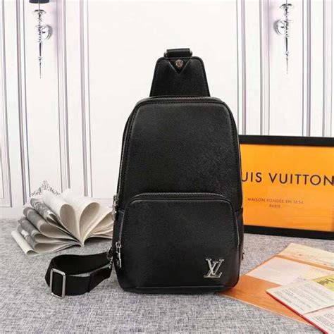 louis vuitton tas groot|louis vuitton bags for men.